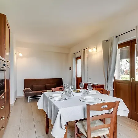 Фермерский дом Cascina Crocelle With View And Shared Pool *