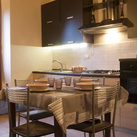 Cascina Crocelle With View And Shared Pool Фермерский дом