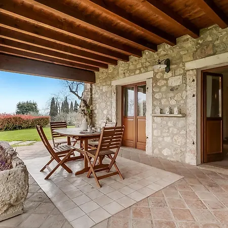 Cascina Crocelle With View And Shared Pool * Padenghe sul Garda