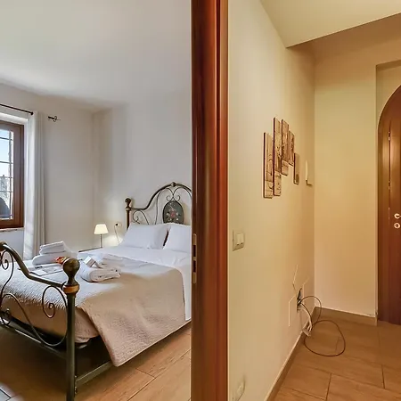 Cascina Crocelle With View And Shared Pool Farm stay