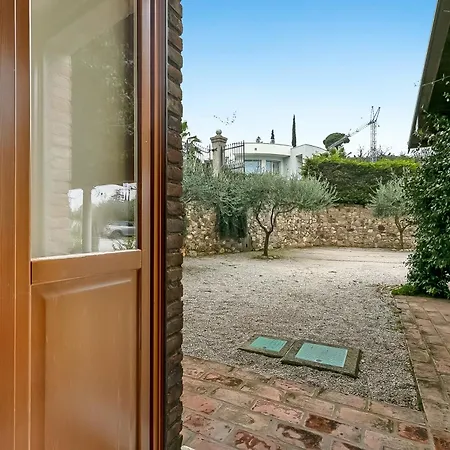 Cascina Crocelle With View And Shared Pool Farm stay