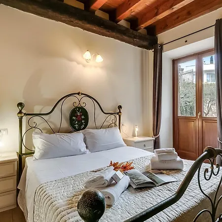 Cascina Crocelle With View And Shared Pool Farm stay