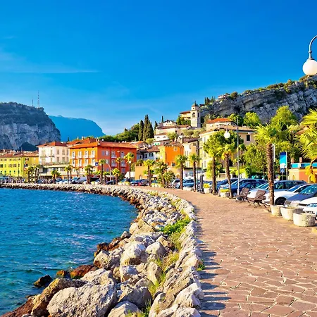 Cascina Crocelle - View And Heated Pool Farma Padenghe sul Garda